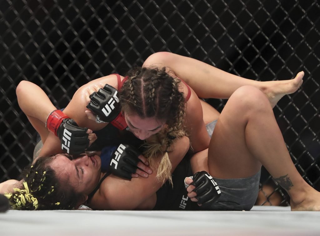 MMA: UFC 228-Esparza vs Suarez, Sep 8, 2018; Dallas, TX, USA; Carla Esparza (red gloves) fights Tatiana Suarez (blue gloves) during UFC 228 at American Airlines Center. Mandatory Credit: Kevin Jairaj-USA TODAY Sports, 08.09.2018 20:47:22, 11211789, Carla Esparza, American Airlines Center, MMA PUBLICATIONxINxGERxSUIxAUTxONLY Copyright: xKevinxJairajx 11211789