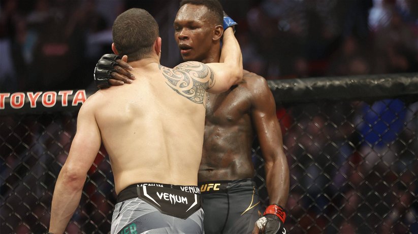 UFC champ Israel Adesanya admits it was wrong, ‘f—d up’ to question Robert Whittaker’s ethnicity