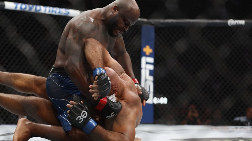 New free agent Derrick Lewis would be insane to not go after Francis Ngannou in PFL